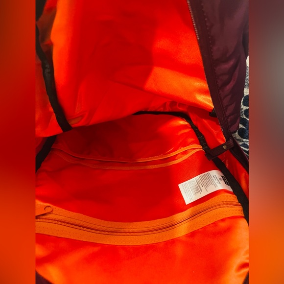 Levi's The Heritage Nylon Backpack, Purple Bright Orange Laptop Sleeve Minimal - Picture 3 of 5